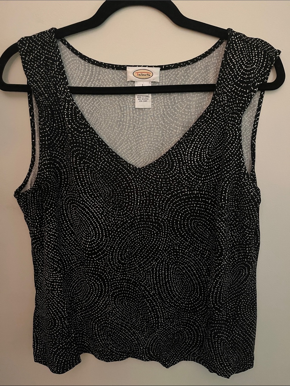 Talbots Black and White Swirl V-Neck Tank Sz L